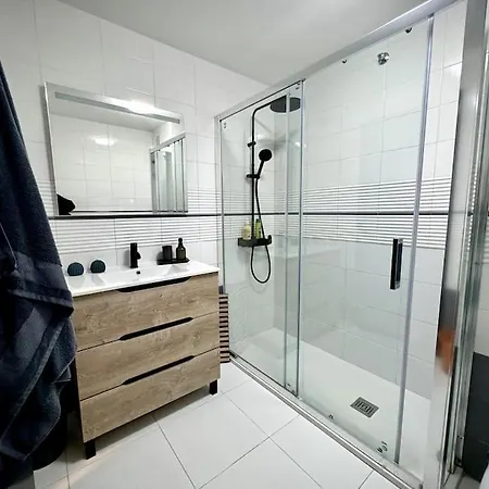 Appartamento Luxury 2-bed Marina