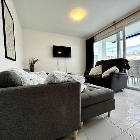Apartment Luxury 2-bed Marina